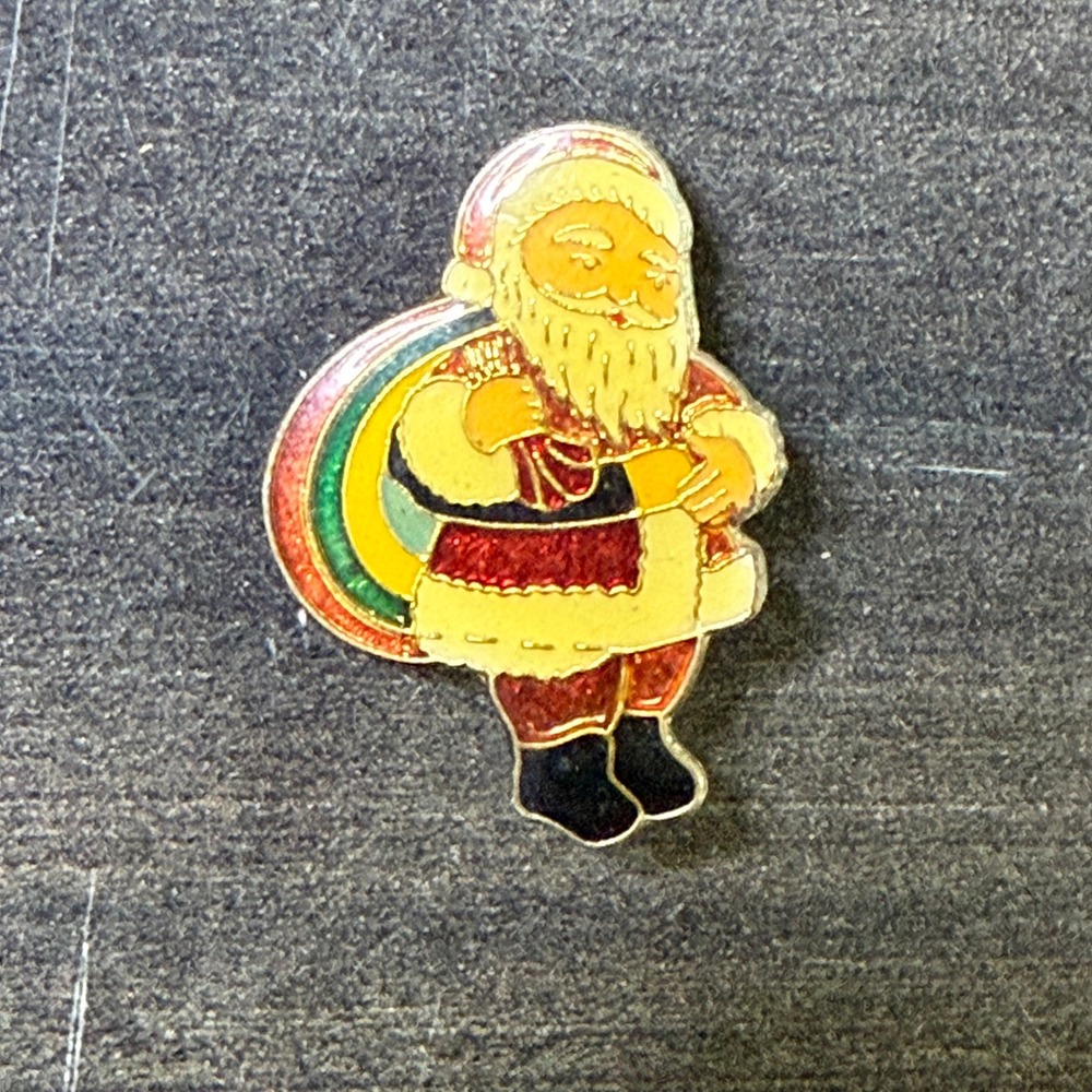 Vintage Santa Claus Enamel Pin Christmas Holiday Bag Lapel Jewelry Gift